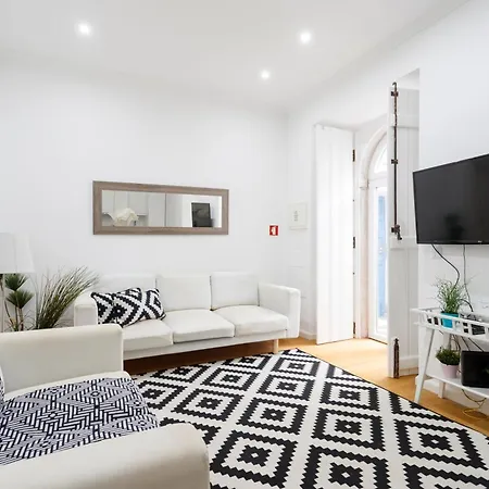 Sao Vicente Bedrooms בית הארחה 3*
