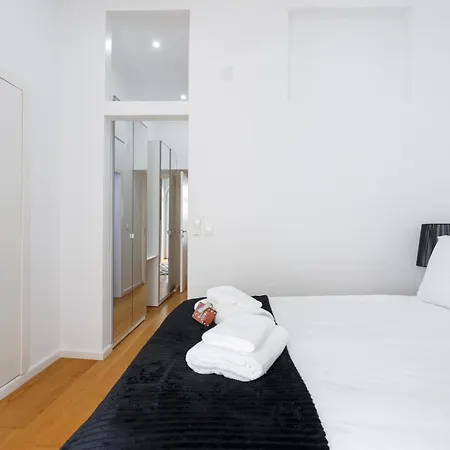 Sao Vicente Bedrooms בית הארחה ליסבון